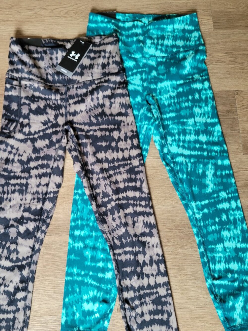 2 Pair Under Armour Ankle Leggings NWT